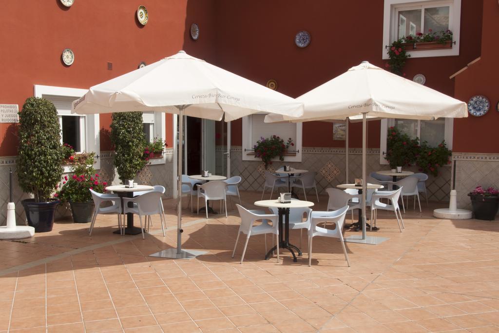 Hotel Romerito Malaga Exterior photo