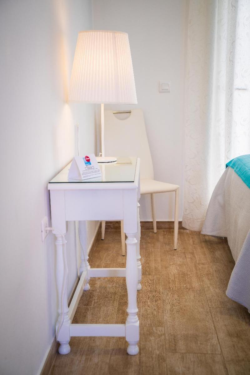 Hotel Romerito Malaga Room photo