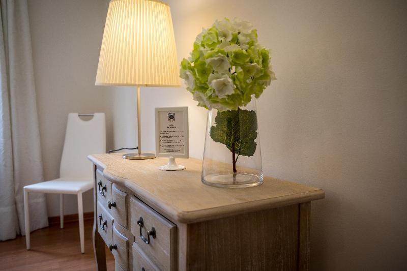 Hotel Romerito Malaga Room photo